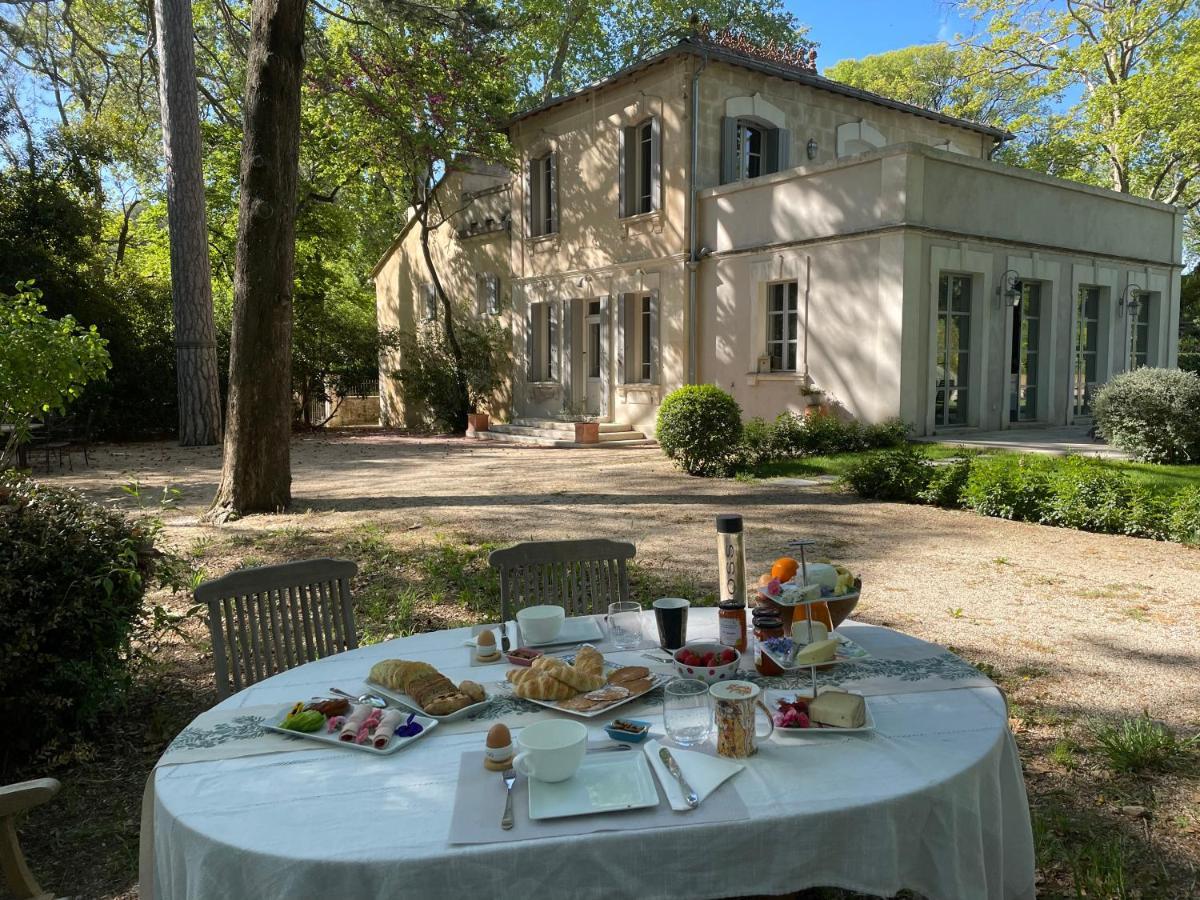 Bed and Breakfast Ermitage Notre Dame De Vacquieres Нов Экстерьер фото